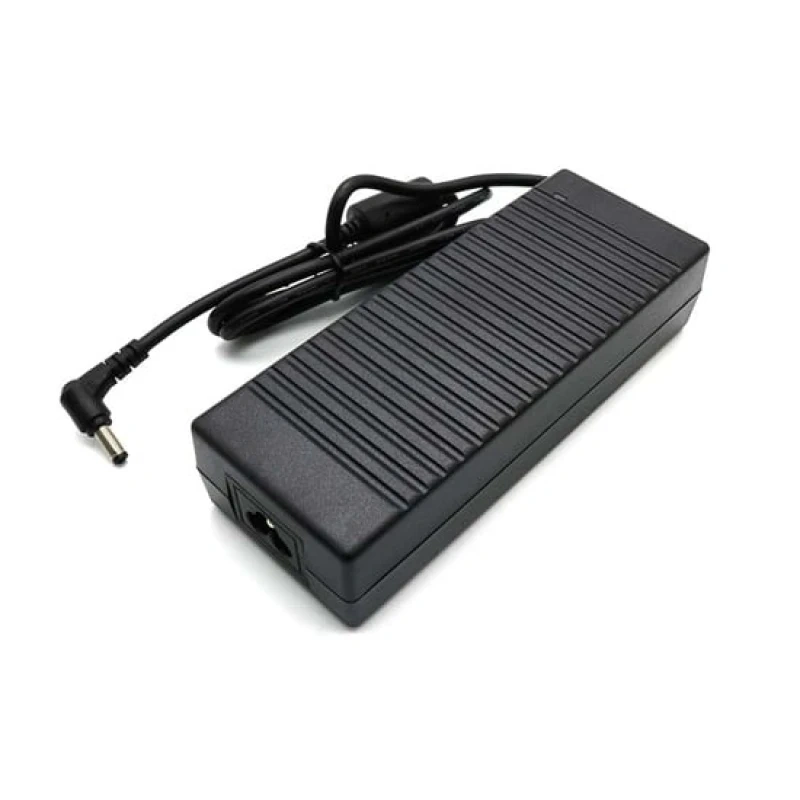 Punjač univerzalni za laptop (5.5*2.5) HQ 120W Punjač univerzalni za laptop (5.5*2.5) HQ 120W