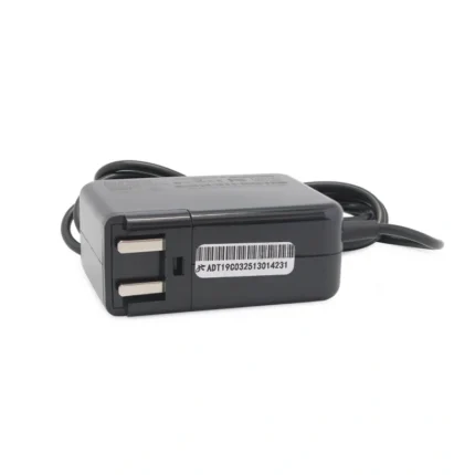 Punjac za laptop Microsoft 12v 2.58A Surface Pro 3