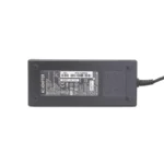 Punjač za laptop Toshiba 15V 8A (6.3*3.0) ugao 90