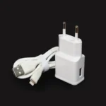 Kucni punjac Teracell Ultra LP03 2A sa iPhone lightning kablom beli